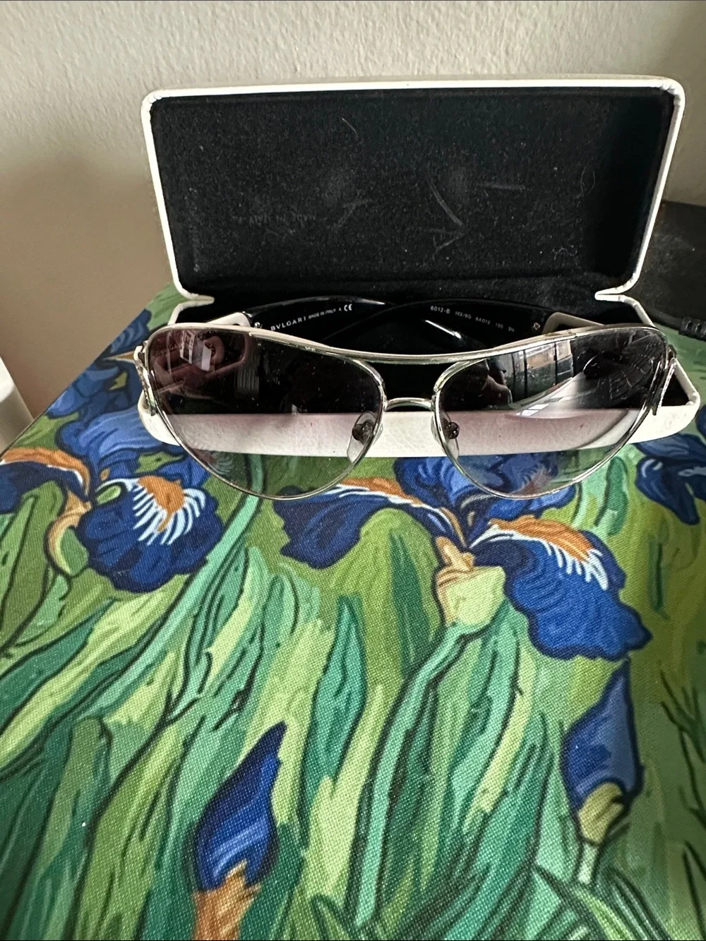 Bulgari aviator Sunglasses with diamonds frame